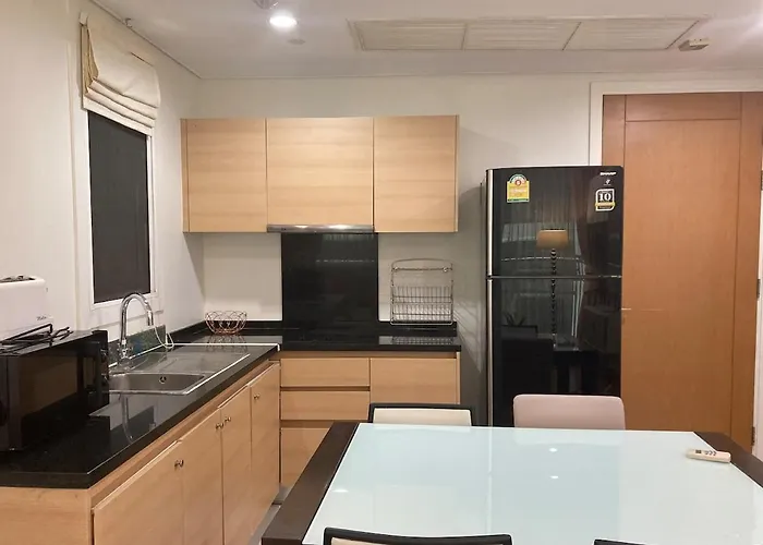 Apartment 'city Retreat' Asok Sukhumvit 23 53 Sqm *